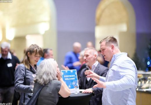 How Business and Social Service Can Grow Together